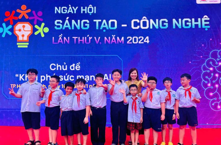 TIẾN VÀO CHUNG KẾT LẬP TRÌNH